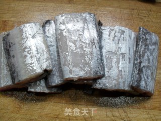 快手烧带鱼的做法步骤：2
