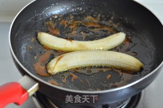 十分钟的甜点也精彩—焦糖朗姆香蕉的做法步骤：6