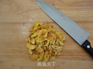 年年有鱼-五彩夹心饭团的做法步骤：4