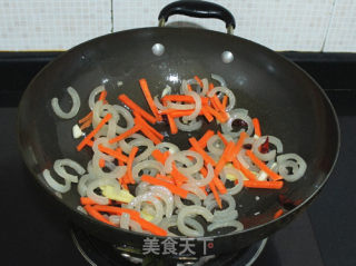 爆炒肉皮的做法步骤：8