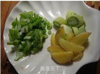 砂锅白菜海带汤的做法步骤：5