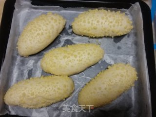 蛋黄酱酥粒面包的做法步骤：23