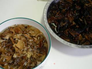 笨鸡炖山珍的做法步骤：2
