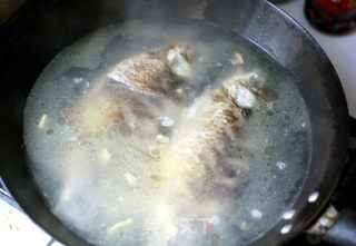萝卜鲫鱼汤的做法步骤：5