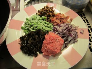 糯米烧卖的做法步骤：1