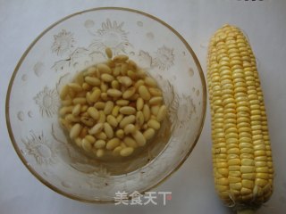玉米豆浆的做法步骤：1
