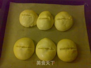 香葱牛油餐包的做法步骤：10