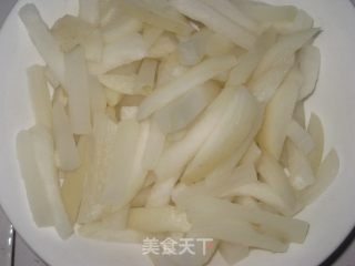 萝卜乌子汤的做法步骤：1
