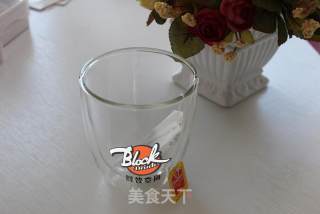 港式皇家丝滑奶茶的做法步骤：1