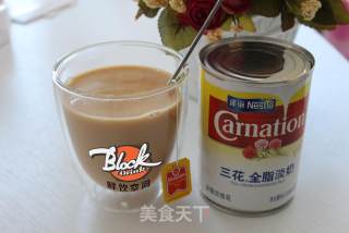 港式皇家丝滑奶茶的做法步骤：5