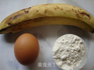 香蕉鸡蛋饼的做法步骤：1