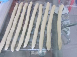 汤种奶香辫子面包的做法步骤：3
