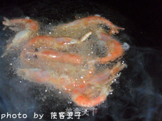 五星家常宴客菜【金沙香甜北极虾】的做法步骤：7
