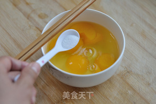 葱花摊鸡蛋的做法步骤：5