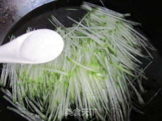 虾和萝卜的绝配---北极虾萝卜汤的做法步骤：7