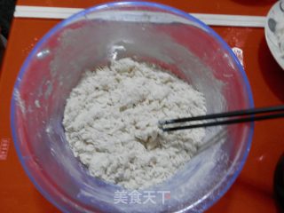 薄饼酱肉蔬菜卷的做法步骤：1