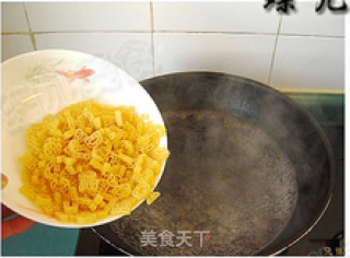 【加拿大野生北极虾】北极虾油醋拌意面的做法步骤：3