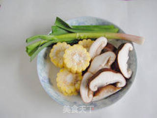 【骨香田园火锅】--- 色彩缤纷的营养火锅的做法步骤：3