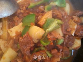 肉筋炖土豆的做法步骤：4