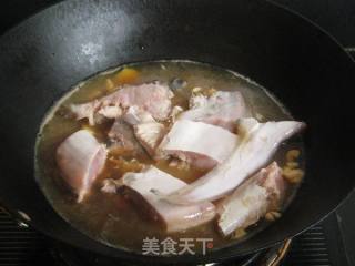 酱烧小鲨鱼的做法步骤：6