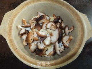 砂锅北极虾的做法步骤：8