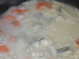 胡萝卜番茄鱼骨汤的做法步骤：7
