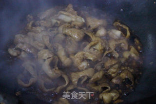 爆炒猪大肠的做法步骤：4