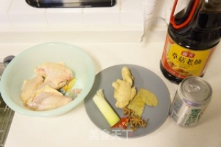 啤酒酱鸡翅的做法步骤：1