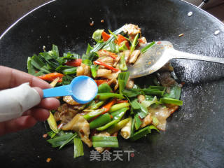 蒜香回锅肉的做法步骤：16