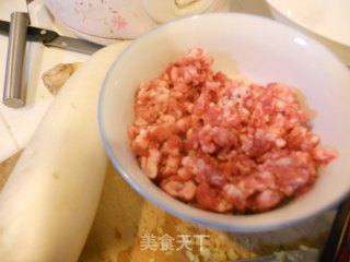 萝卜牛肉丸子汤的做法步骤：1