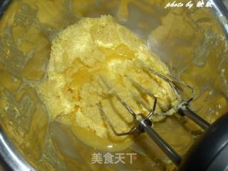 可爱小骨芝麻饼的做法步骤：4