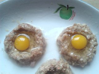 肉饼太阳蛋的做法步骤：5