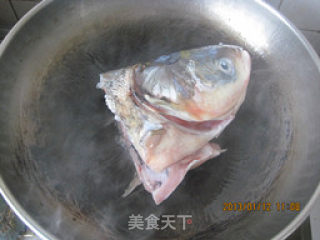 私房菜--美味的糖醋鲢鱼头的做法步骤：4