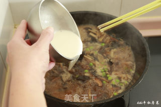 kiki牛的私房菜9-肉片打卤面的做法步骤：17