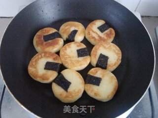 日式煎海苔土豆饼的做法步骤：7