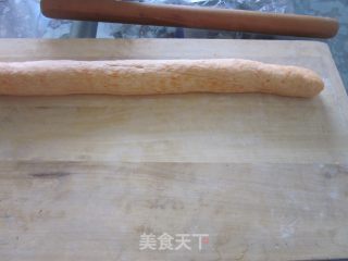 胡萝卜玫瑰花卷的做法步骤：4