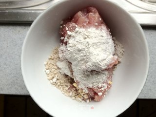 鱼香肉丝的做法步骤：3