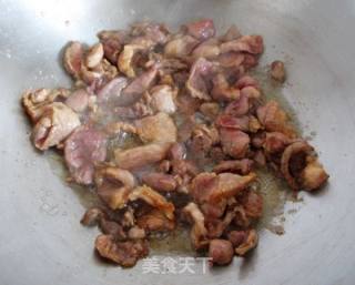 增城名产 ----  迟菜心炒肉片的做法步骤：4