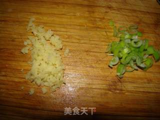 微波剁椒鸡块的做法步骤：2