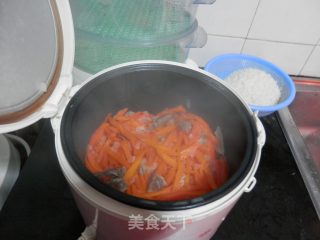 新疆羊肉抓饭的做法步骤：10
