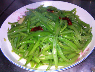 香辣蒜炒芸豆丝的做法步骤：8