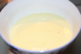 自己在家也能做家乡风味的特色早餐：三鲜豆皮的做法步骤：5