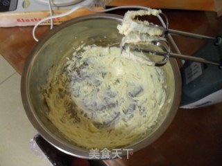 幸福味道--- 奶香饼干的做法步骤：2