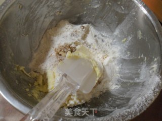 幸福味道--- 奶香饼干的做法步骤：5