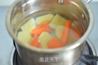 简单三步吃牛排--极简版黑椒牛排的做法步骤：4