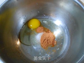 休闲小零食——香辣玉米薄脆的做法步骤：1