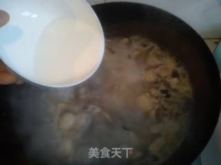 蘑菇丸子蛋花汤的做法步骤：6