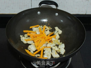 鸡胗烧花菜的做法步骤：5
