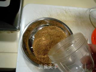 详细介绍京味儿卤制品“老北京酱牛肉”的做法步骤：6