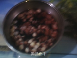 让女人美丽一生――杏仁黑豆豆浆的做法步骤：1